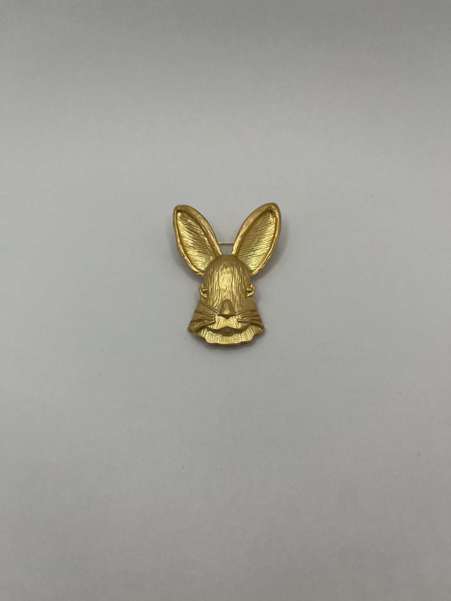 PRENDEDOR CONEJO I