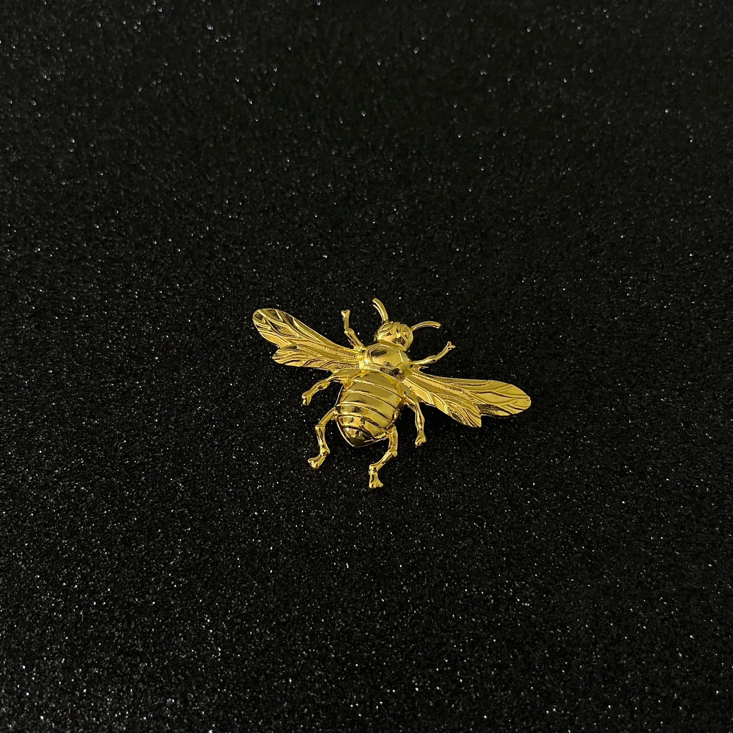 PRENDEDOR ABEJA