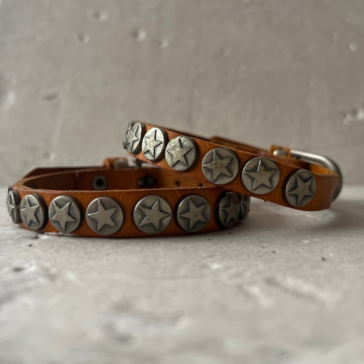 PULSERA STARS BROWN