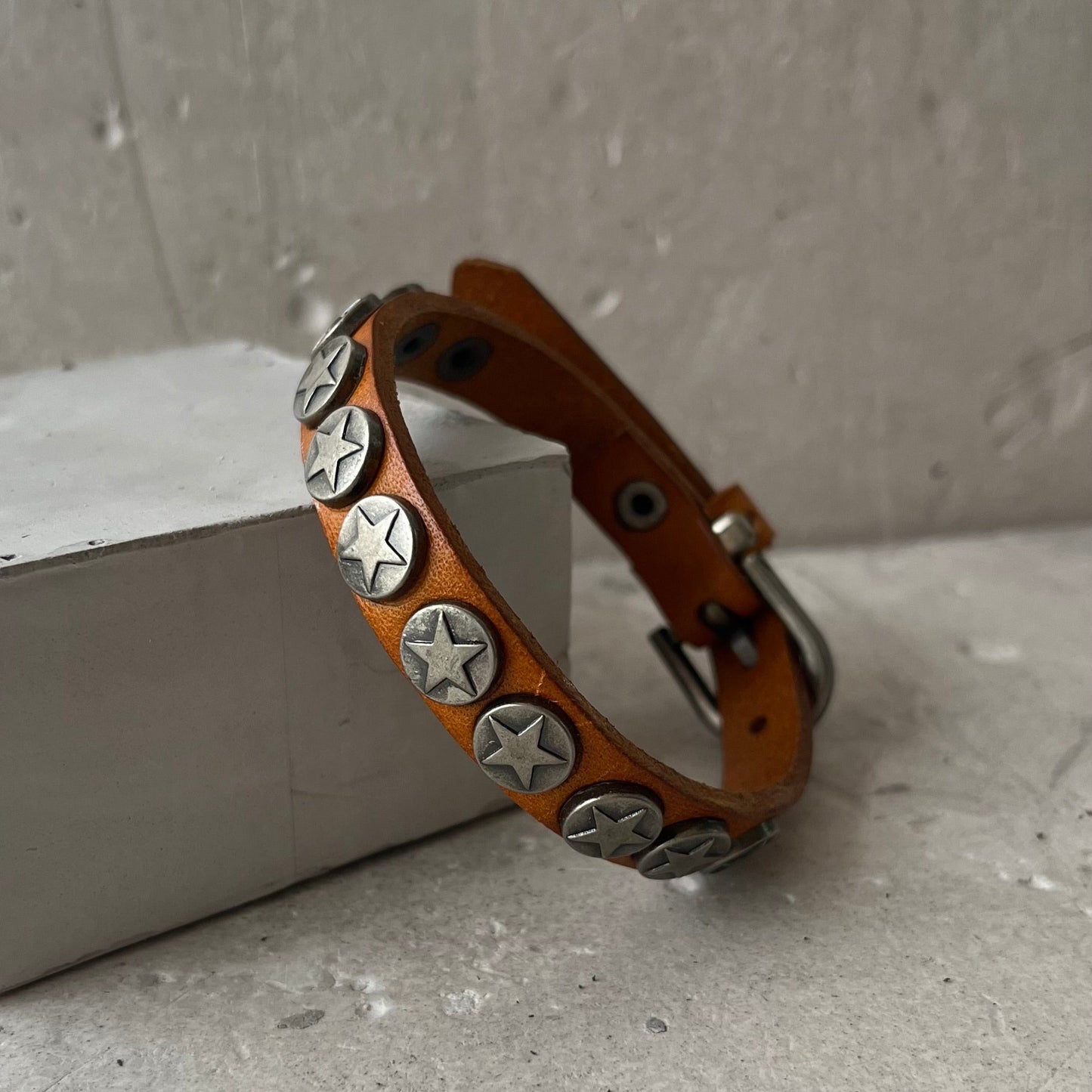 PULSERA STARS BROWN