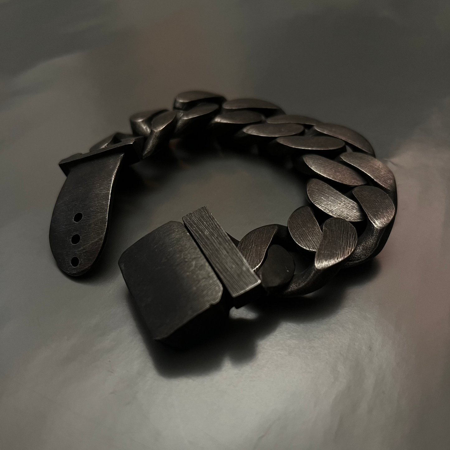 PULSERA BOLD BLACK