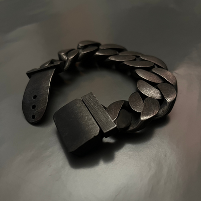 PULSERA BOLD BLACK