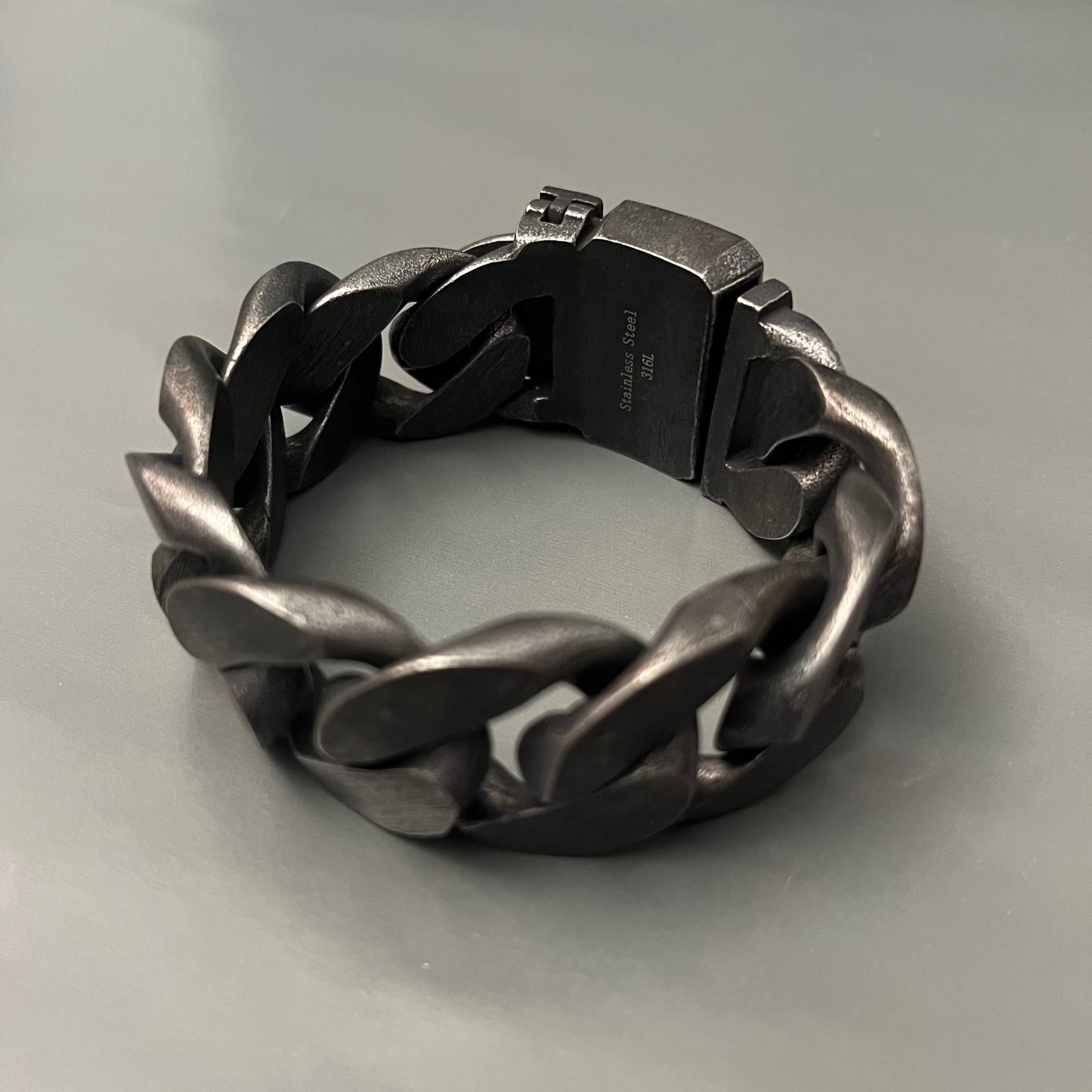 PULSERA BOLD BLACK