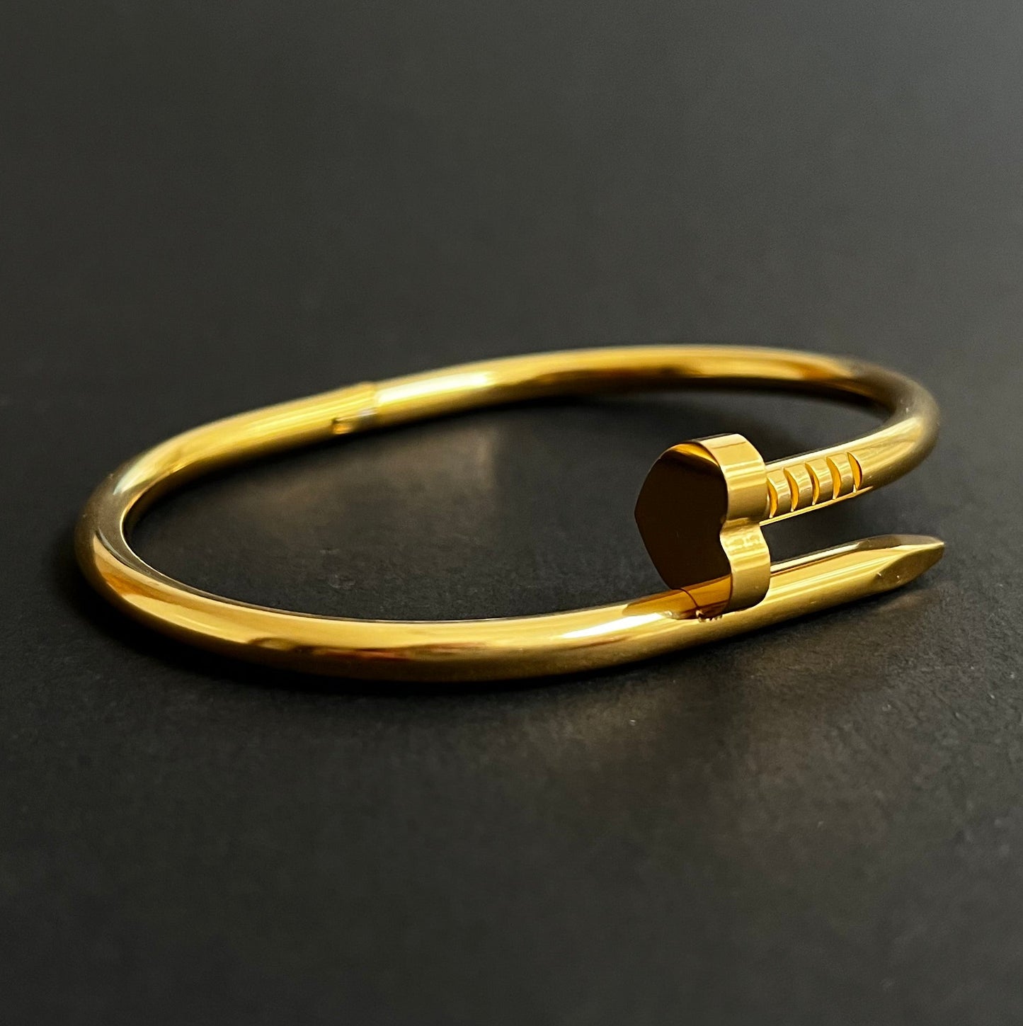 PULSERA CLAVO I