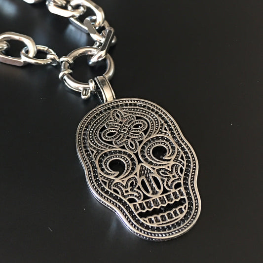 COLGANTE CALAVERA II