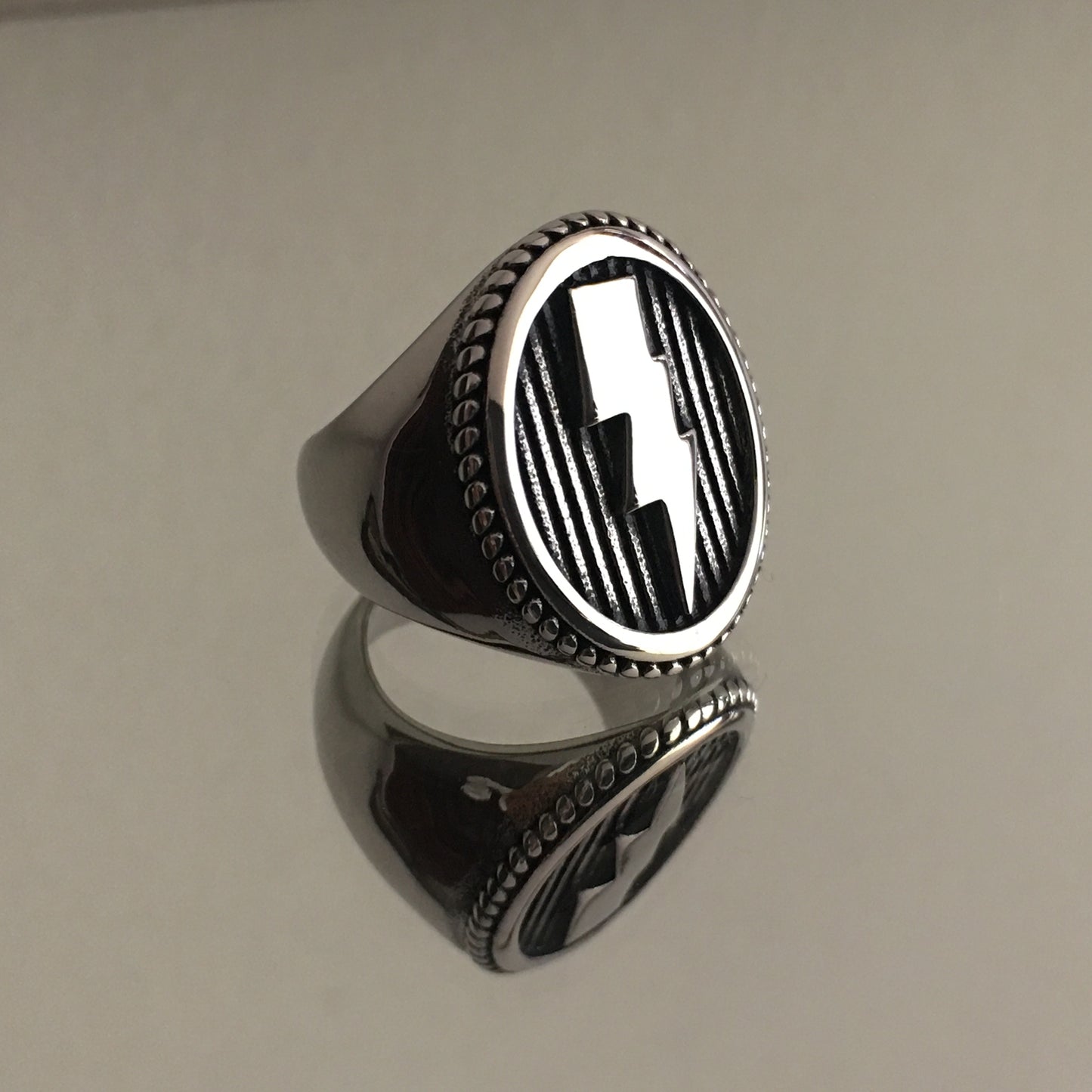 ANILLO SELLO RAYO